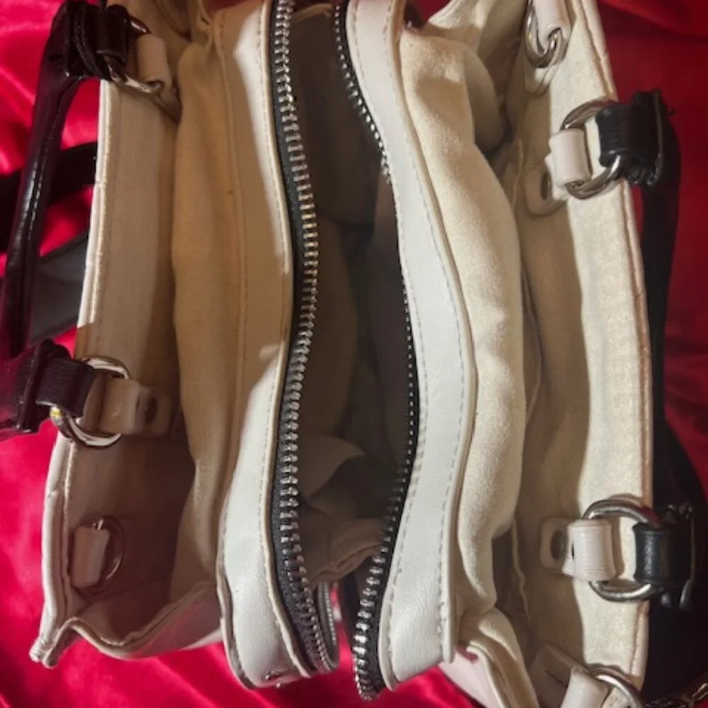 Steve Madden quilted bag faux leather diamond-patterned stitch handles and strap
